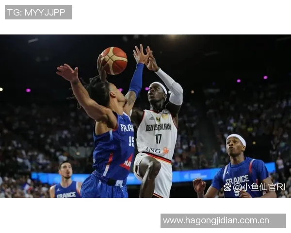 文班亚马半场表现抢眼8中4斩获15分5篮板3助攻1抢断4盖帽展现统治力 文班亚马半场表现抢眼8中4斩获15分5篮板3助攻1抢断4盖帽展现统治力