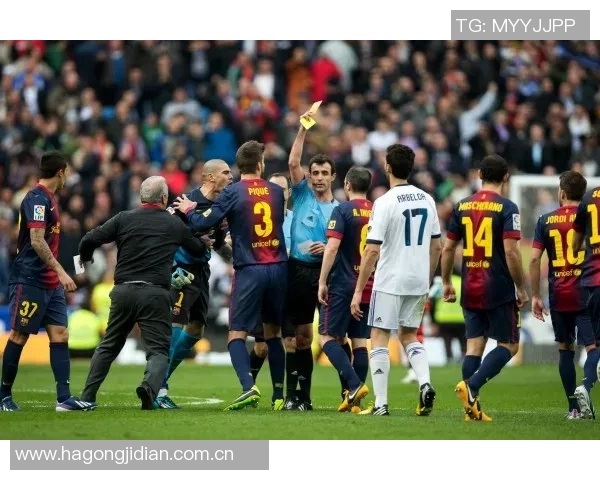 阿斯报导巴萨国王杯门将人选什琴斯尼或将首发特尔施特根缺阵已久