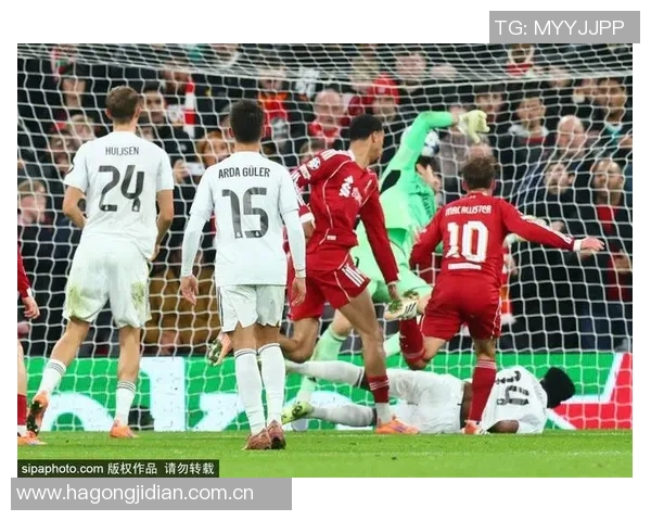 利物浦与小蜜蜂历史交锋回顾五场全胜仅失一球展现强大防守