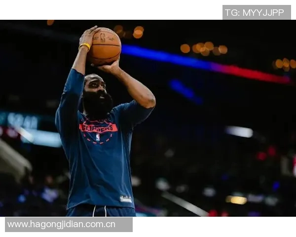 哈登全场拼搏37分钟却无罚球机会仍砍27分9助攻3抢断表现令人心痛 哈登全场拼搏37分钟却无罚球机会仍砍27分9助攻3抢断表现令人心痛