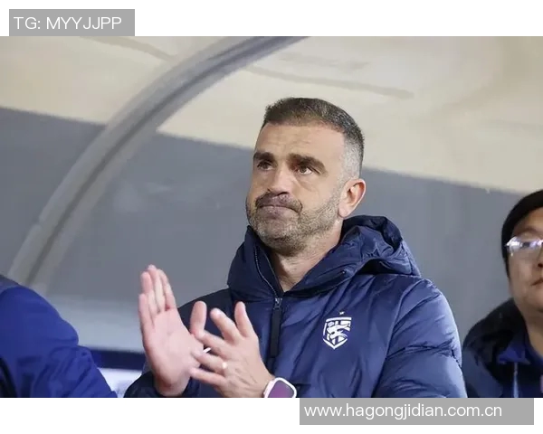 莱斯特城前球员纽根特加盟第八级球队担任球员兼教练职务